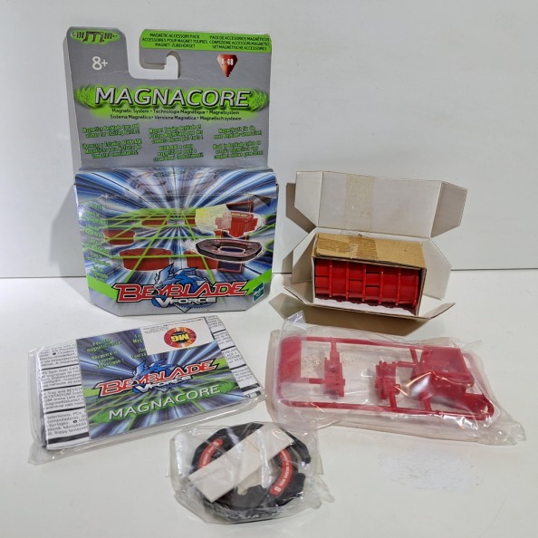 2003 BEYBLADE V FORCE MAGNACORE A-48 MAGNETIC ACCESSORY PACK 