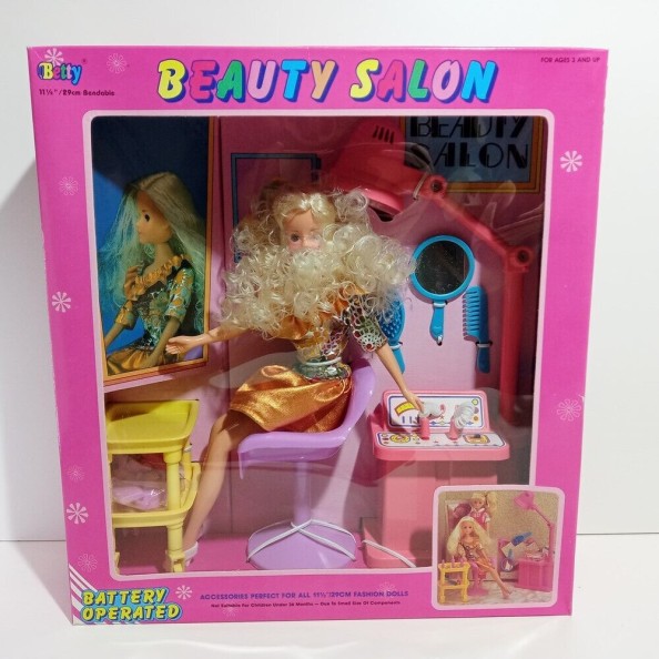 BETTY TEEN DOLL BEAUTY SALON #21145 b