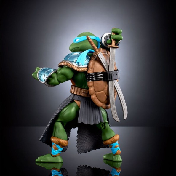 MOTU x TMNT: Turtles of Grayskull Action Figure Stealth Armor Leonardo 14 cm