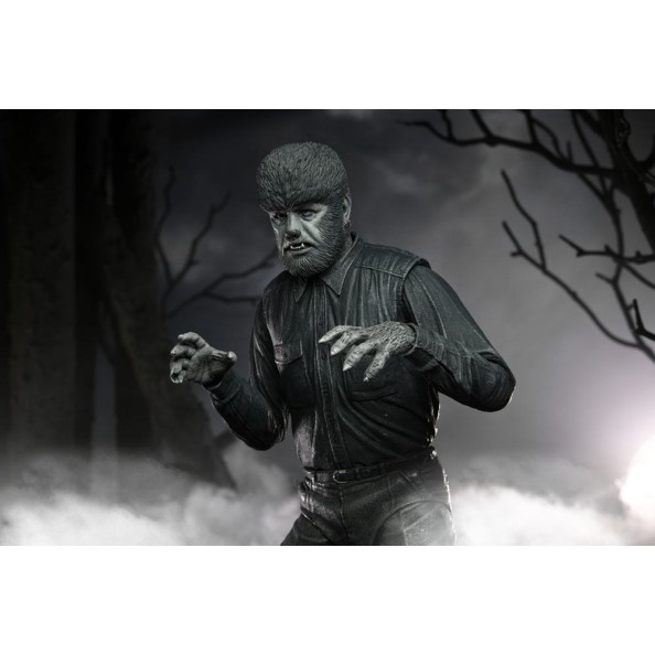 Universal Monsters Action Figure Ultimate The Wolf Man (Black & White) 18 cm