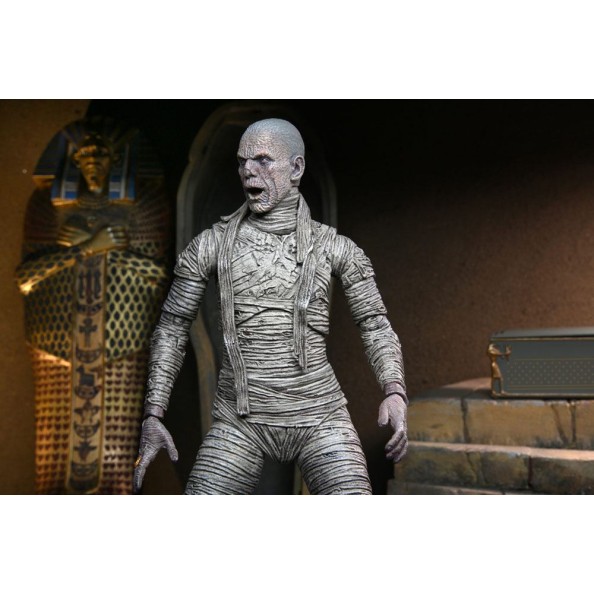 Universal Monsters Action Figure Ultimate The Mummy (Color) 18 cm